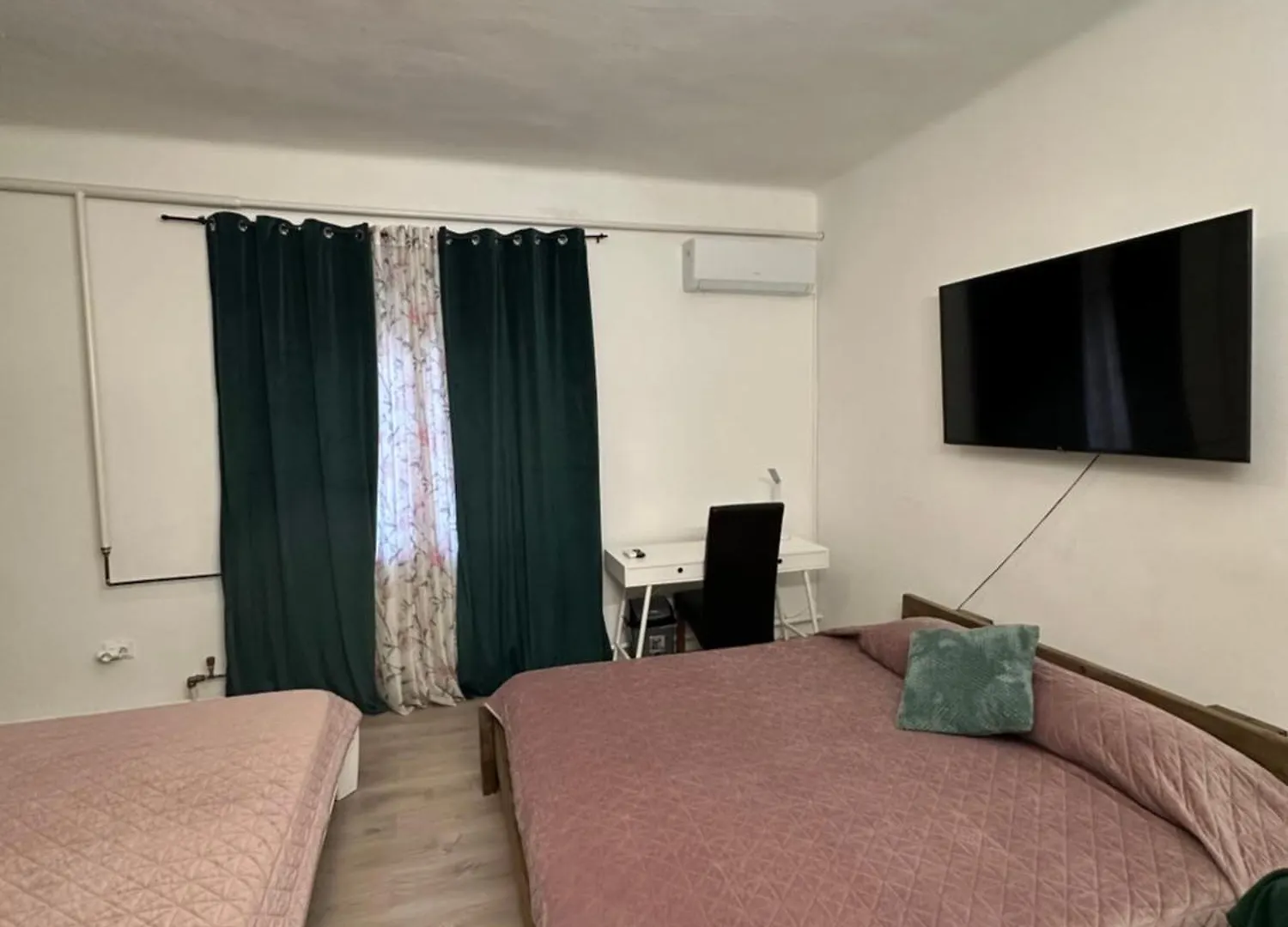 Bed & Breakfast Airport17 B&B Vecses Hungary