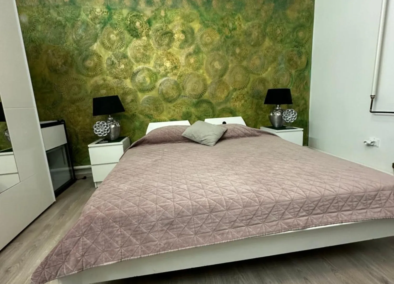 Bed & Breakfast Airport17 B&B Vecses