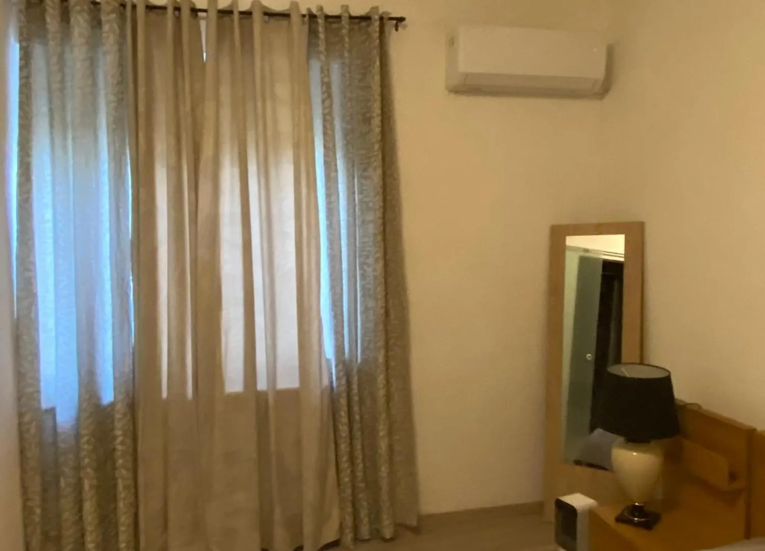 Airport17 B&B Vecses 0*,  Hungary