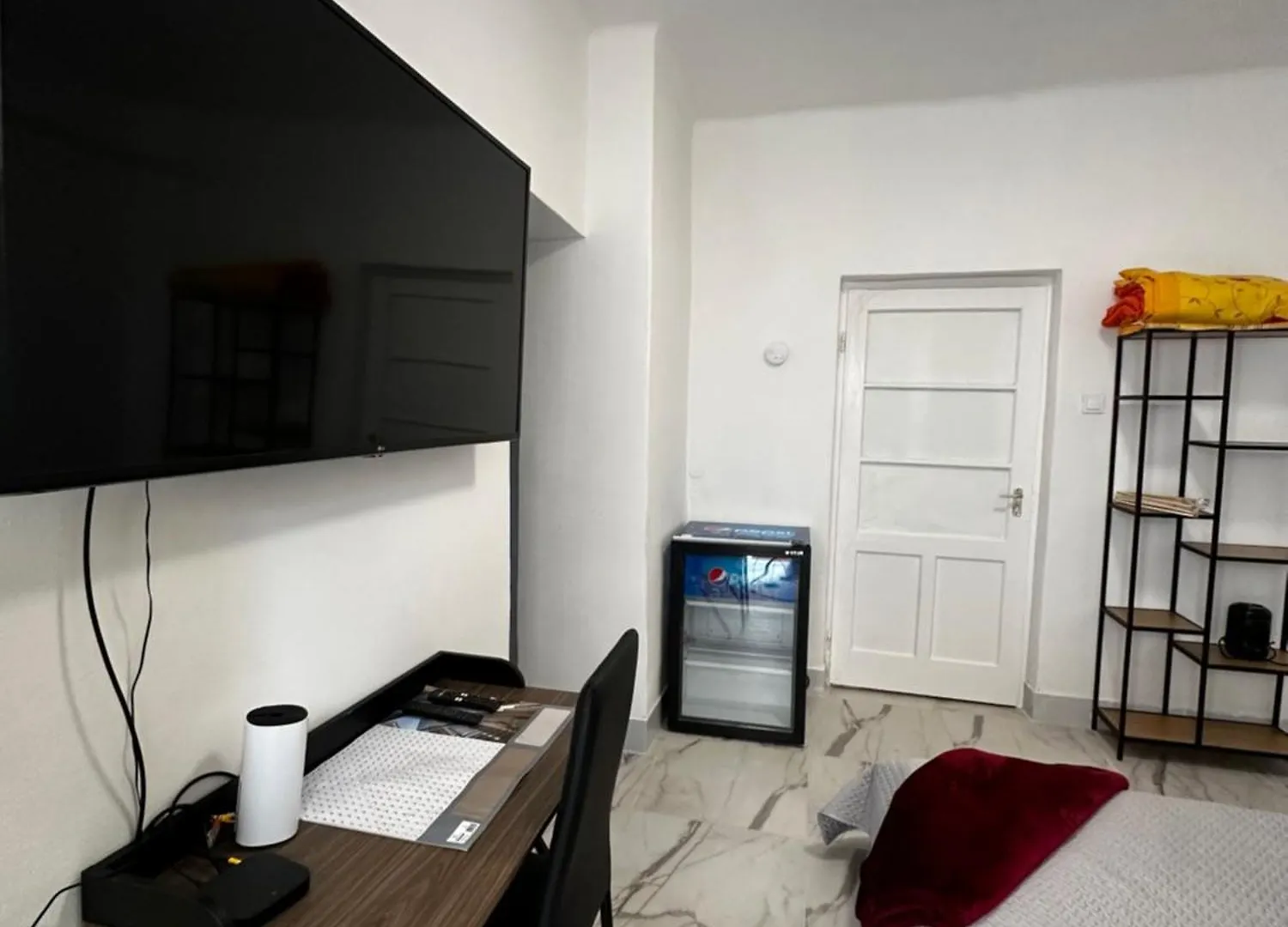 Bed & Breakfast Airport17 B&B Vecses
