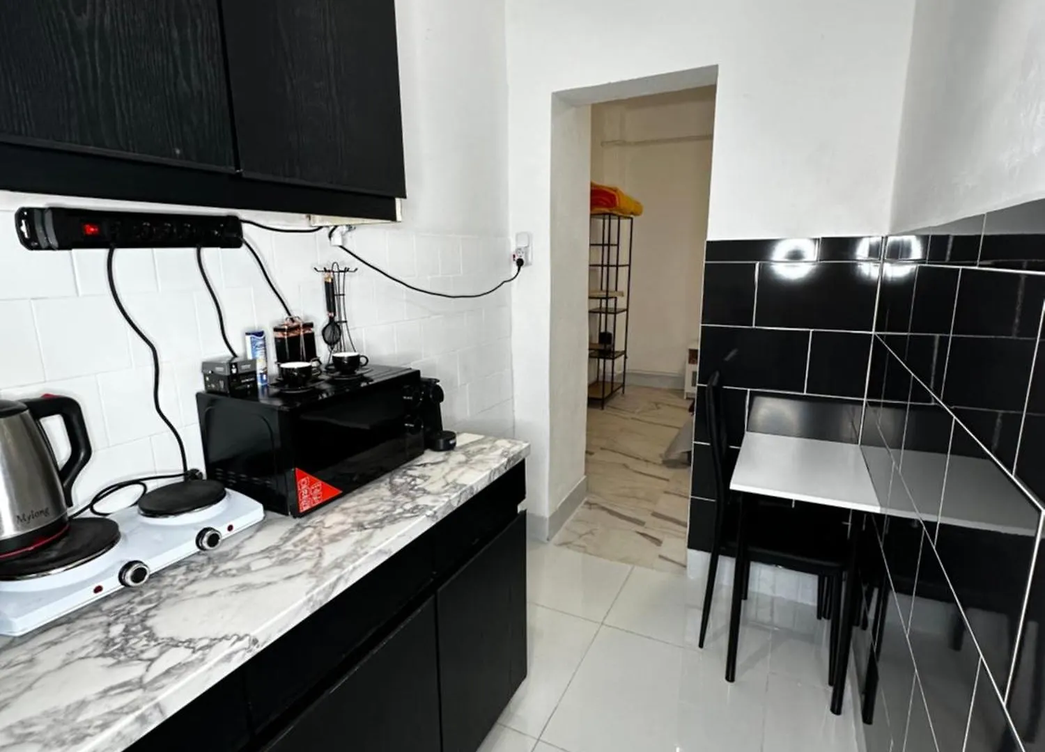 Airport17 B&B Vecses 0*,  Hungary