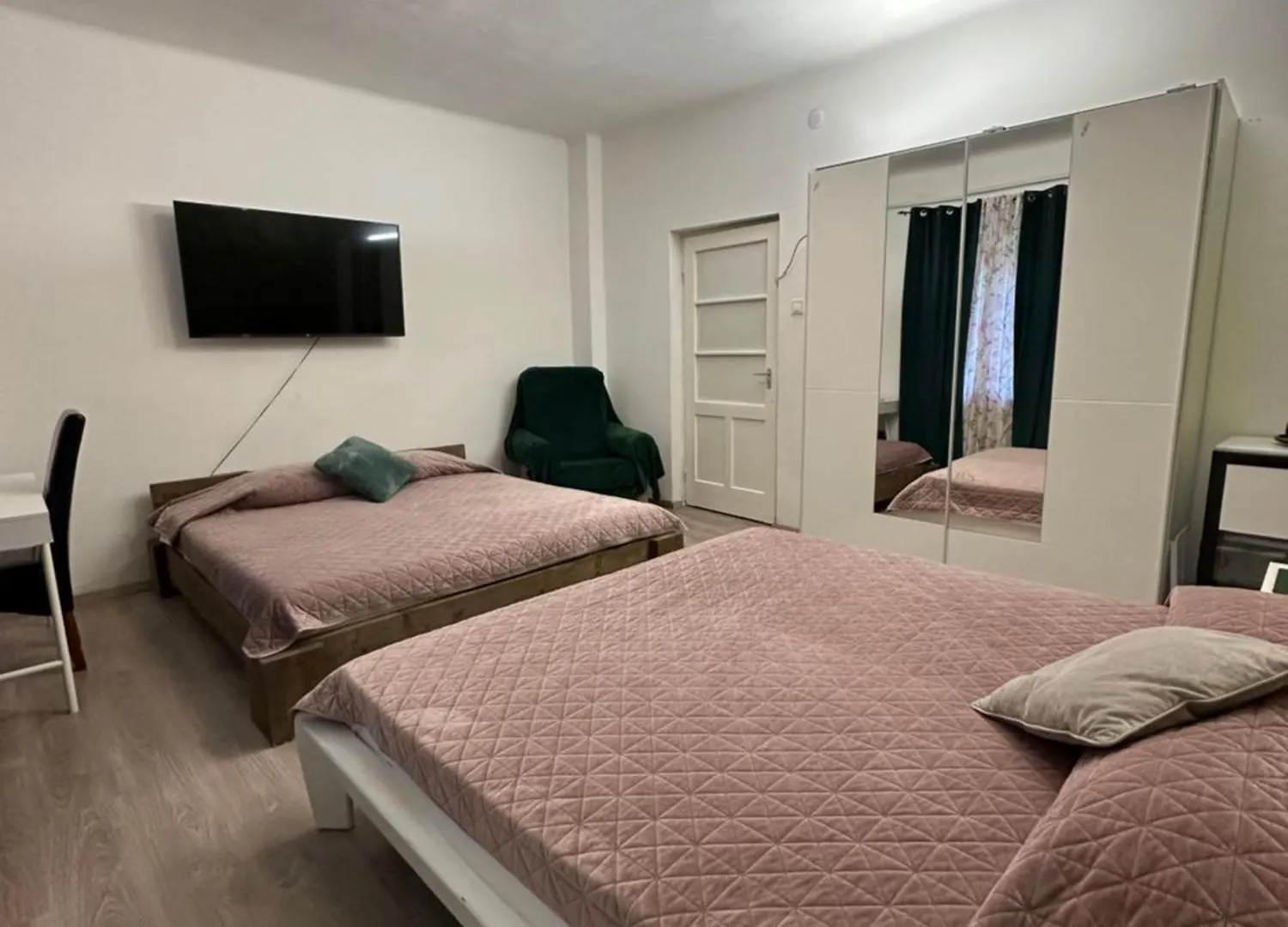 Panzió Airport17 B&B Vecsés
